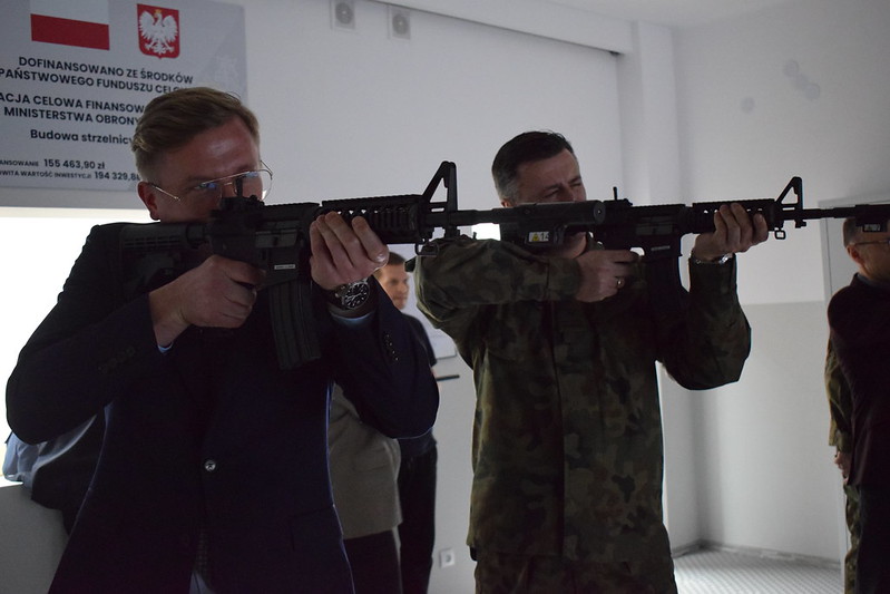 W Kochanowskim uruchomiono nową strzelnicę wirtualną