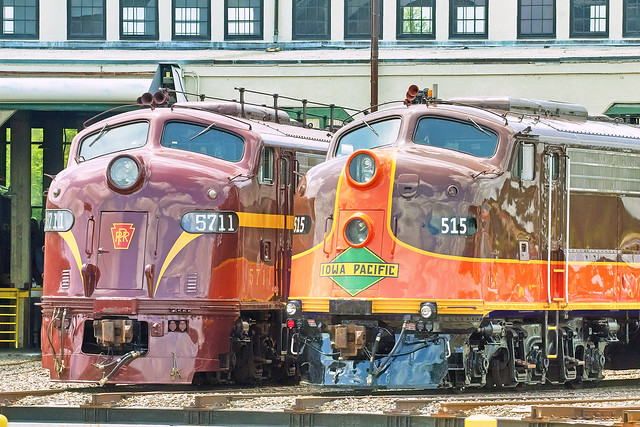 Streamliners Festival 2014 - Two Old Girls