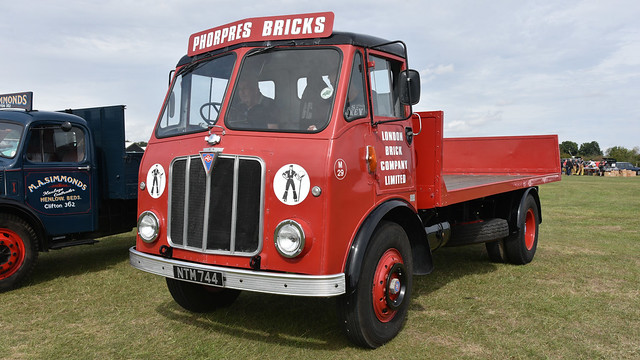 1954 AEC Mercury Platform Truck NTM 744 London Brick Company  M29 Phorpes Bricks