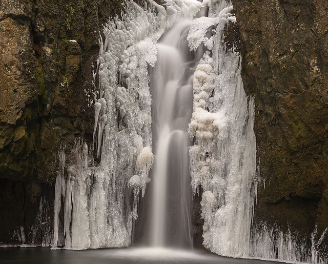 A Frozen Force (Catrigg Force) - Yorkshire Dales