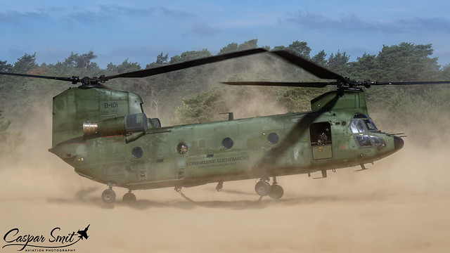 Boeing CH-47D Chinook - D-101