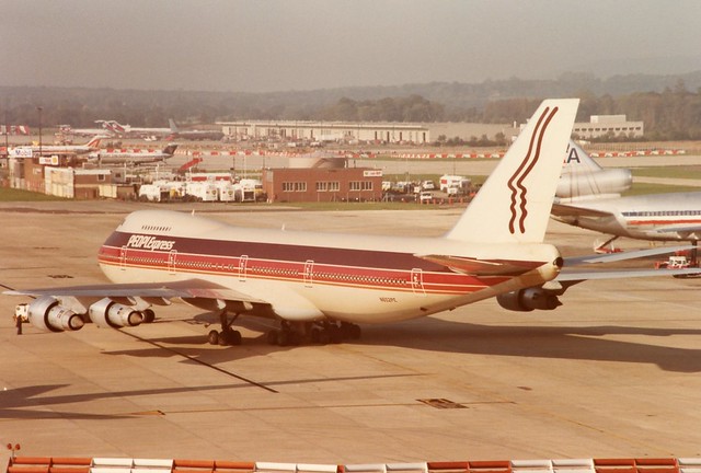 N602PE Boeing 747-227 People Express