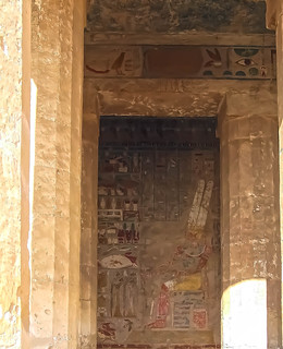 Mortuary Temple of Hatshepsut Frescoes.jpg