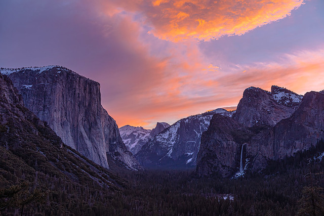 Epic Sunrise at Tunnel View in Yosemite