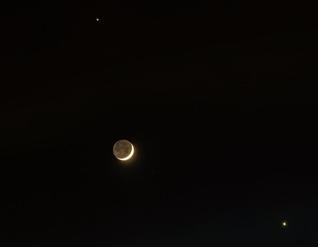 Conjunction Jupiter Venus and the Moon