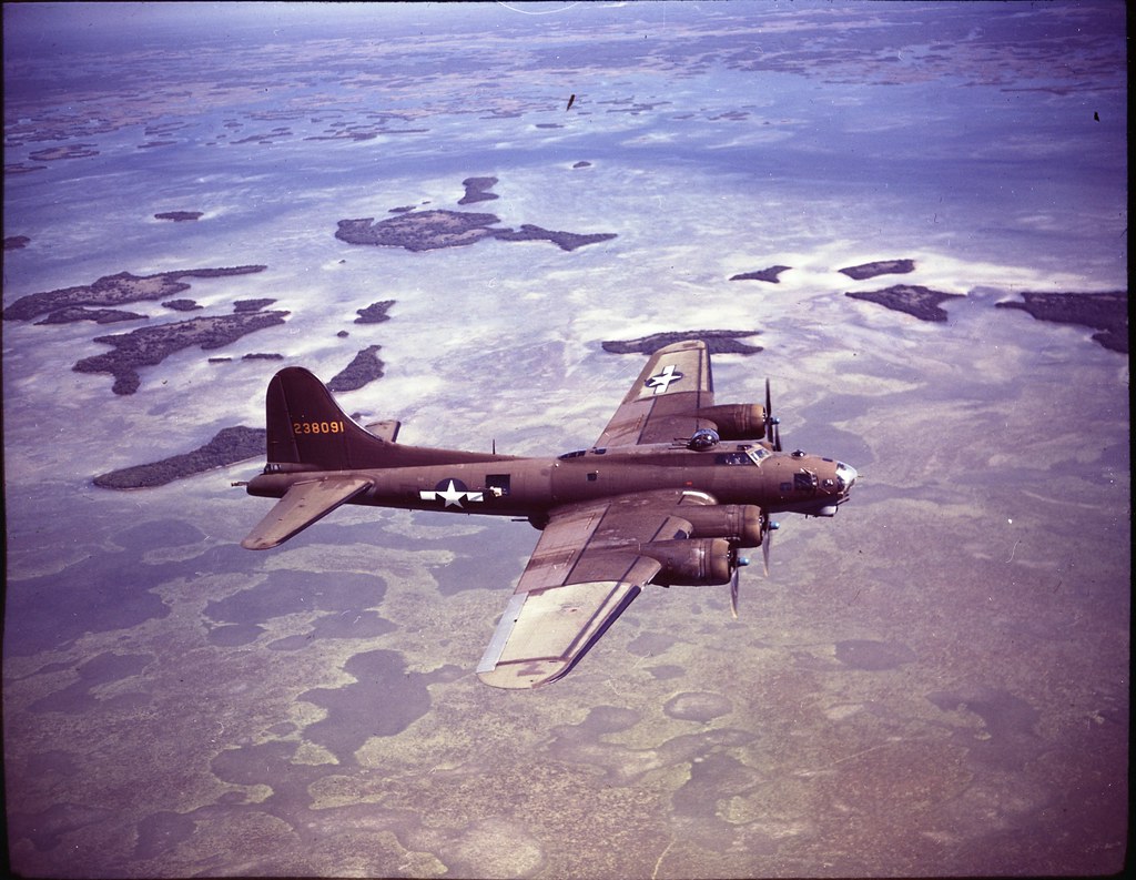 B-17 Flying Fortress, 1944