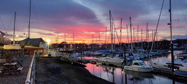 A lovely Sunset over Ostrich Creek, Ipswich Waterfront :- River Orwell, Friday February 17th 2023.