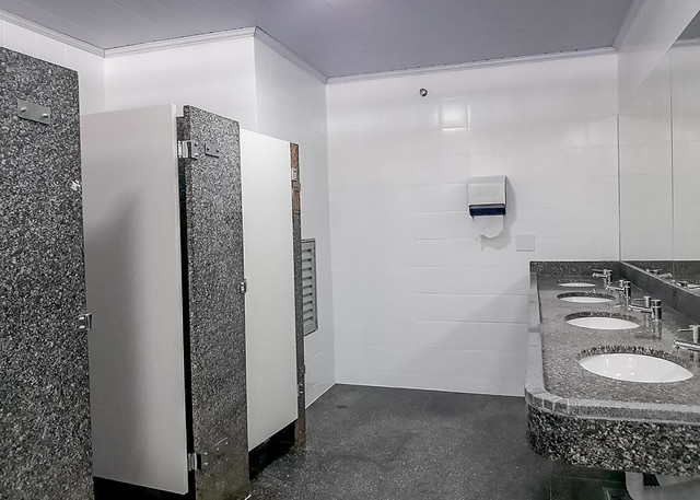 Rodoviária do Plano Piloto libera mais dois banheiros reformados