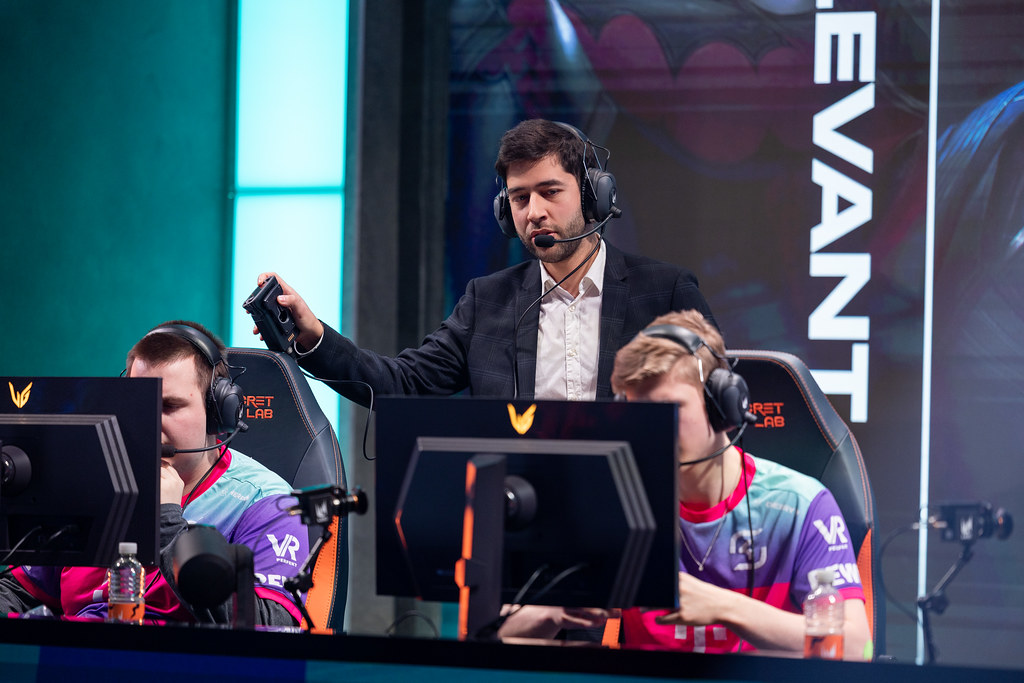 LEC Winter 2023 - Playoffs Day 2