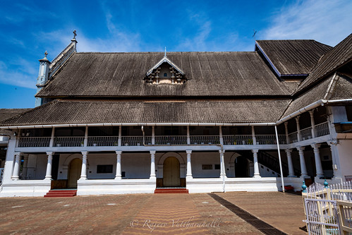 Saint Antony's Syro-Malabar Church, Ollur, Kerala, catholic belfry architecture india monuments 300years externalview forane historic kerala ollu church