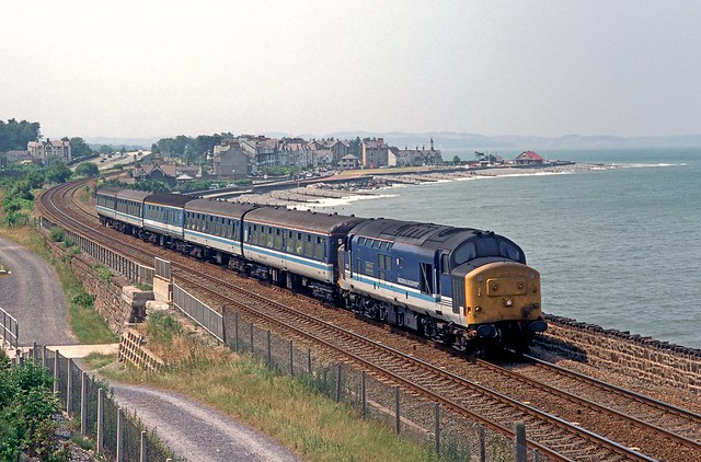 Regional Railways 37429 passes Llanfairfechan in July 1995