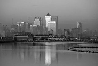 Early morning view of Canary Wharf.