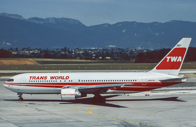 N605TW TWA Boeing 767-231 at GVA 1986 (Rescanned)