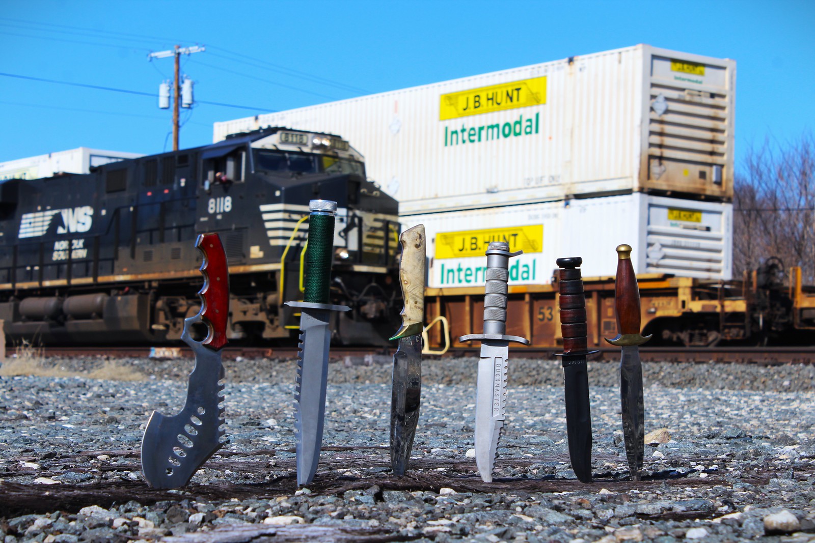 Knives Railfanning