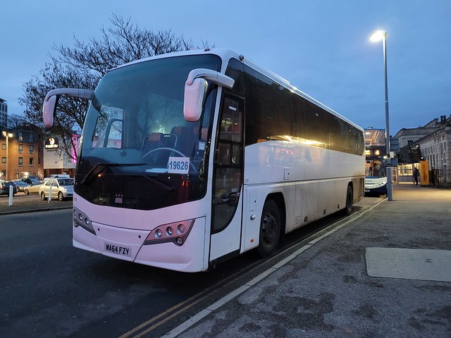 Go South West 319 at Exeter