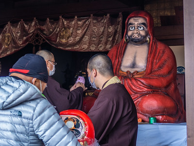 Nihon_arekore_02855_Shorinzan_blessing_Daruma_1_100_cl