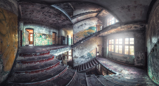 forgotten staircase - Ruinen