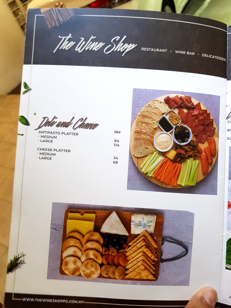 芝士拼盤(中) Cheese platter (medium) rm$34 @ The Wine Shop in 峇六拜 Bayan Lepas, 檳城 Penang