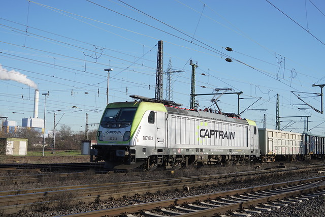 Captrain 187 013 in Oberhausen West Mathilde 28-02-2023
