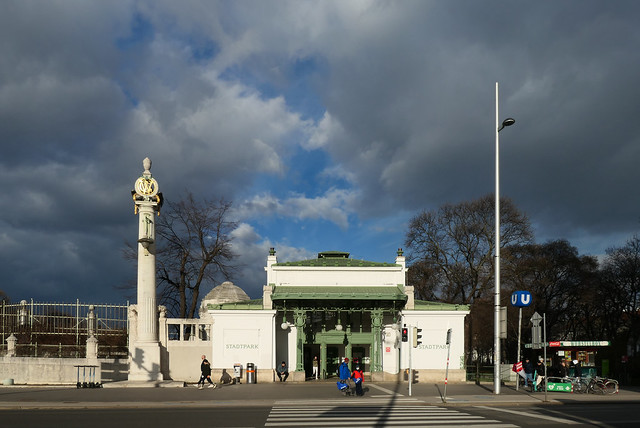 Station Stadtpark