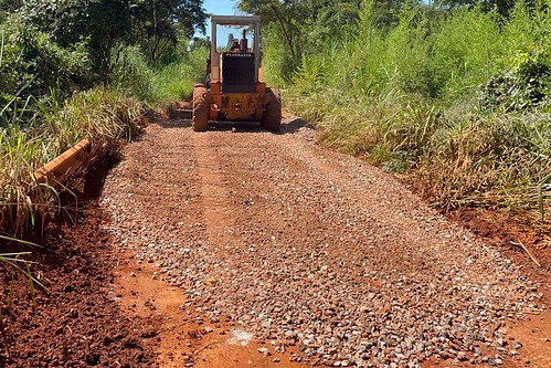 GDF Presente recupera estradas rurais às margens da DF-180