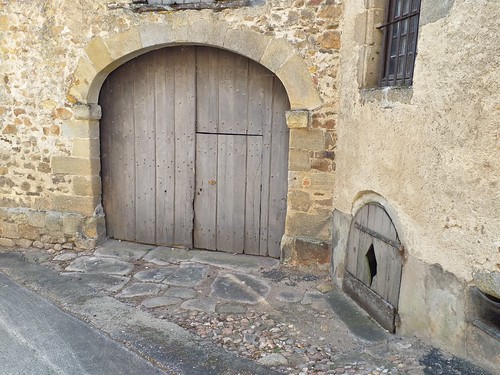 saintbenoitdusault village moyenâge médiéval berry boischaud porte