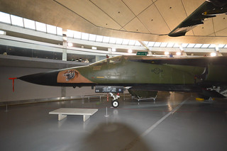 General Dynamics F-111E DSC_0249.jpg