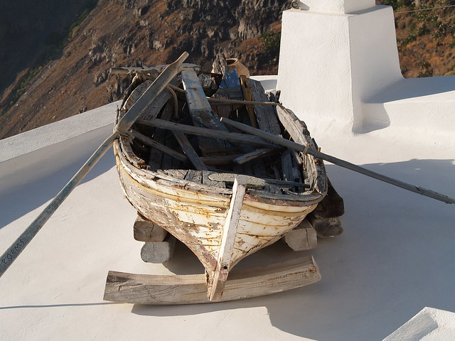 The storied boat on the roof in Santorini