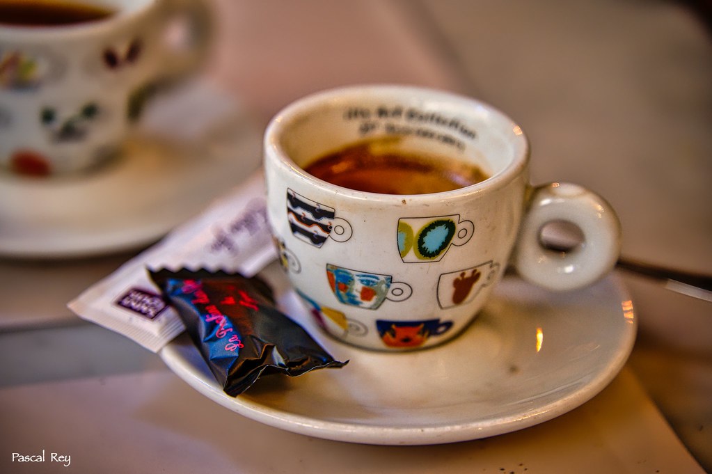 café & coffee...