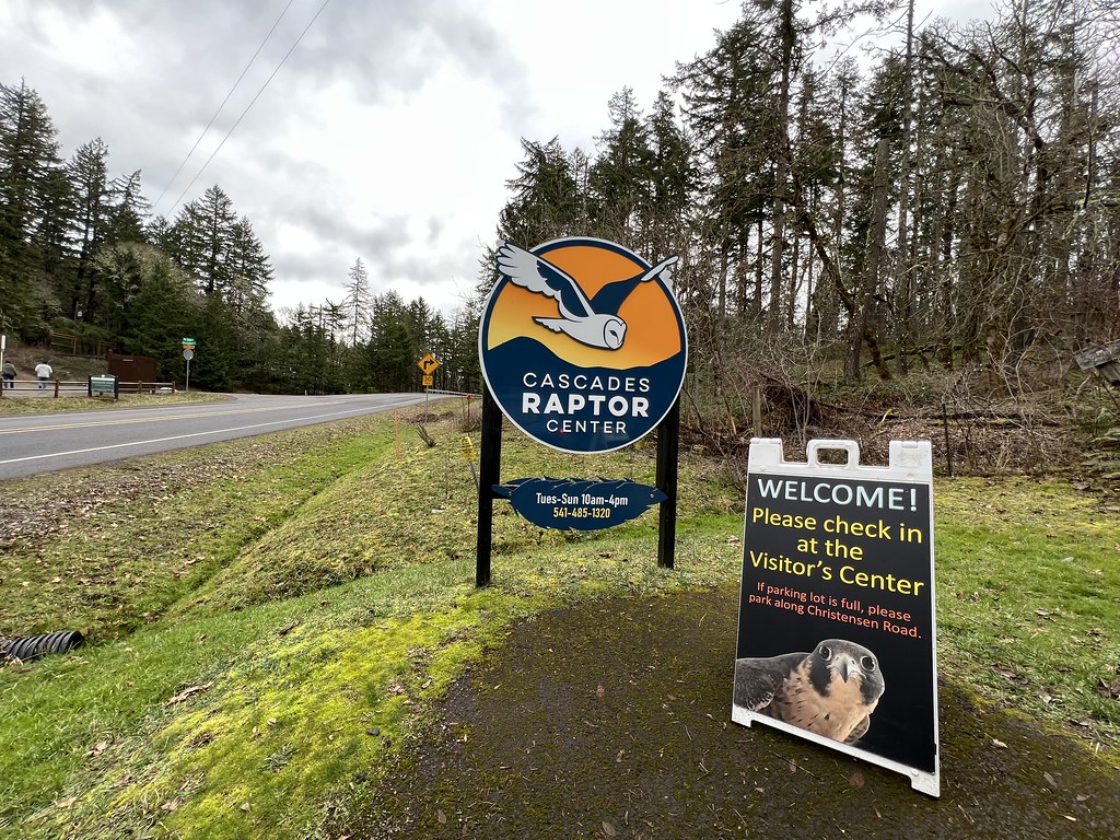 Cascade Raptor Cascades Raptor Center | Lane Erickson | Flickr