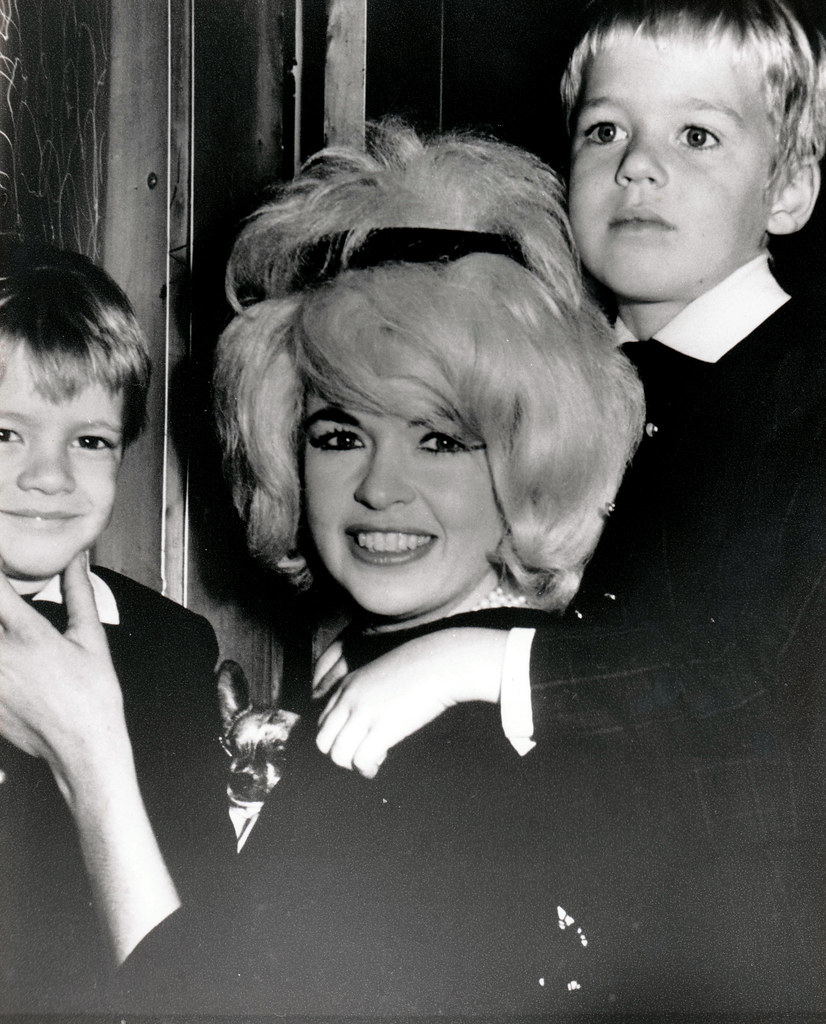 Jayne Mansfield Family | Jayne and sons Zoltan and Miklos | Flickr