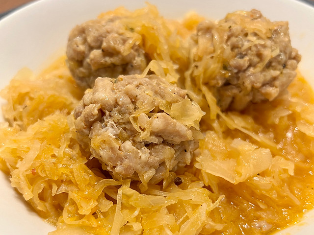 meatballs with beer and sauerkraut