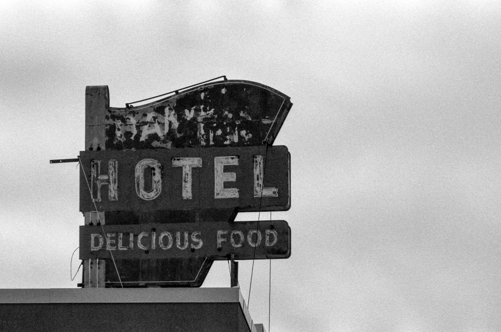 Oakville Hotel Sign