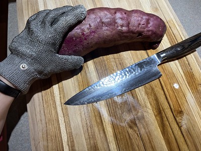 Safety glove for use with my very sharp Shun knives!