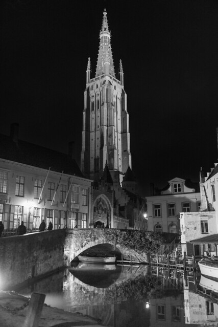 [Brugge XI] Brugge at night III
