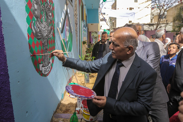 بلدية غزة تفتتح الحارة الملونة في البلدة القديمة