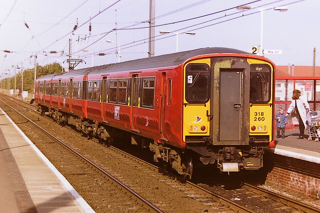 BRITISH RAILWAYS STRATHCLYDE TRANSPORT SPT CLASS 318 ELECTRIC MULTIPLE UNIT 318260