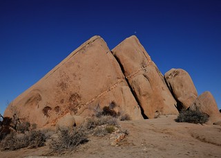 Pointy Rocks SR604254 (2)