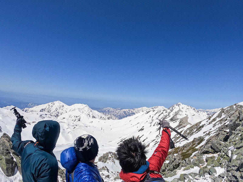 立山雄山の山頂