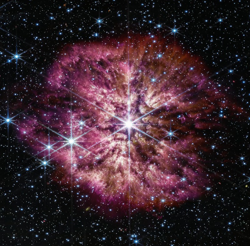 NASA’s Webb Telescope Captures Rarely Seen Prelude to Supernova (NIRCam and MIRI Image)