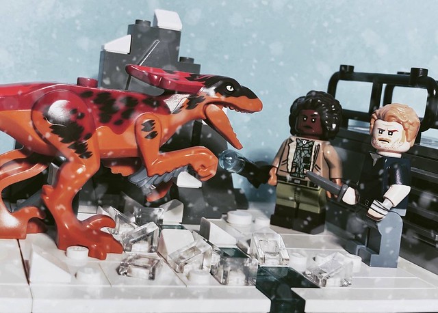 LEGO Pyroraptor VS Owen and Kayla