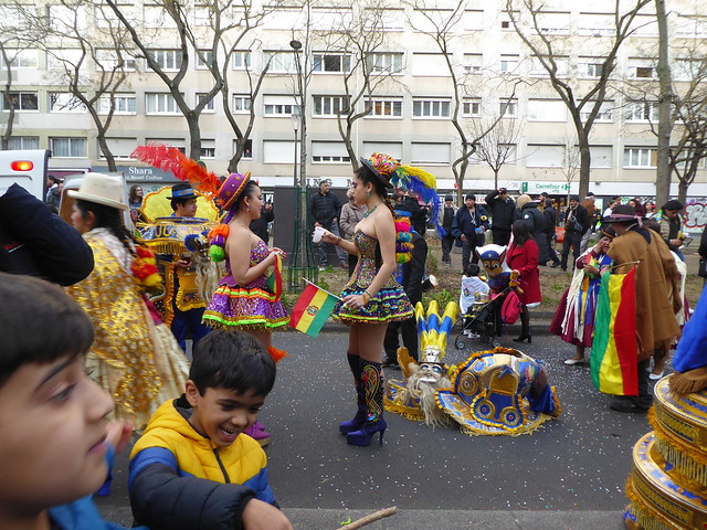 199 - Paris en Février 2023 - Carnaval boulevard de Belleville