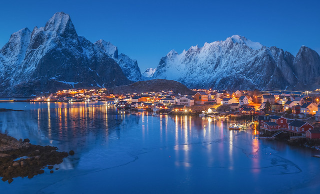 Reine the blue hour (Explore )