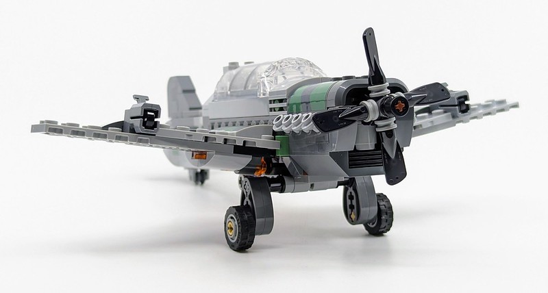 77012 Fighter Plane Chase Indiana Jones Set Review10653496