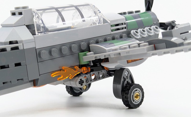 77012 Fighter Plane Chase Indiana Jones Set Review10726016