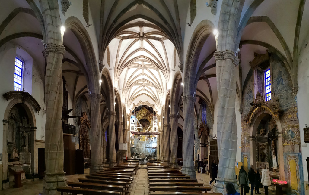 capilla mayor bóveda y naves interior Iglesia de Santa María Magdalena Olivenza Badajoz 02