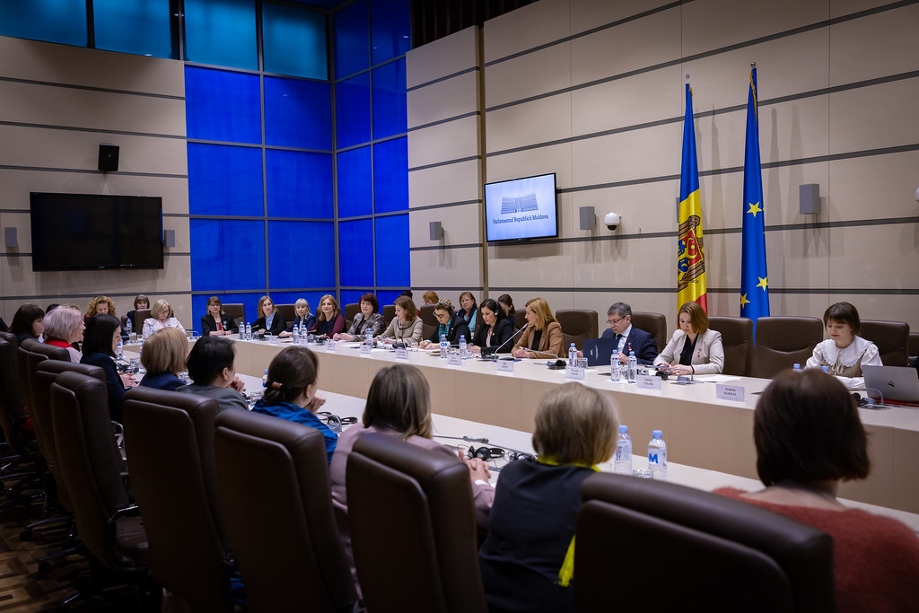 16.03.2023 Eveniment de  lansare a Campaniei Naționale ”FEMEILE CANDIDEAZĂ!”, organizat de Platforma Deputatelor Parlamentului Republicii Moldova împreună cu femeile alese locale.