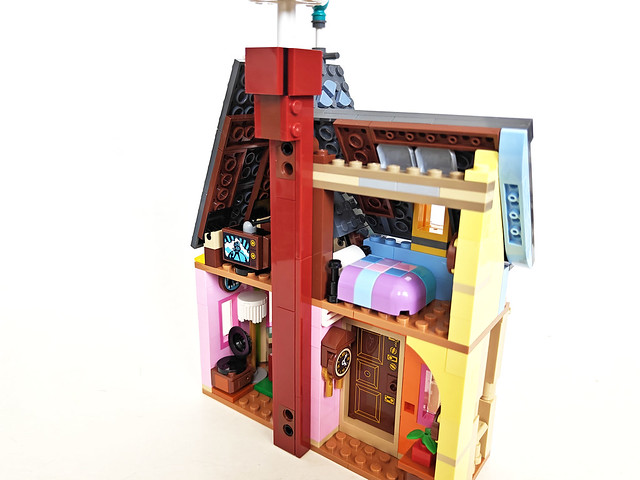 LEGO Disney 100 "Up House" (43217)