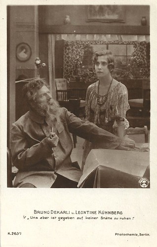 Bruno Decarli and Leontine Kühnberg in Uns aber ist gegeben auf keiner Stätte zu ruhen (1918)