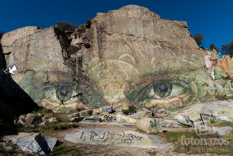 La cantera con murales rupestres de @Sea_162 en Alpedrete